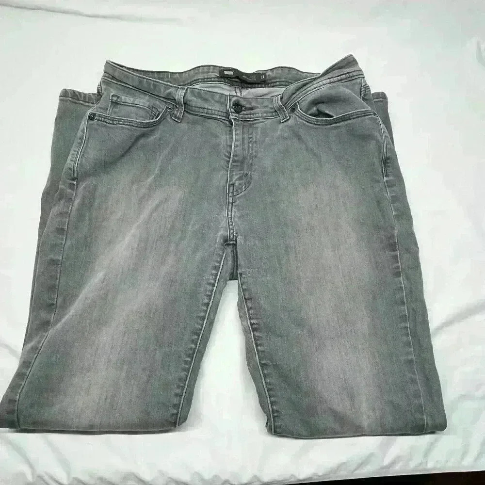 Black Distressed‎ Levi's Size 14 Skinny Stretchy Comfortable